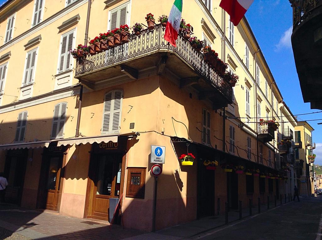 Palazzo Centro Alloggi Vacanza Nizza Monferrato Exterior photo
